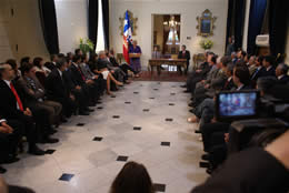 Para agrandar presione aquí